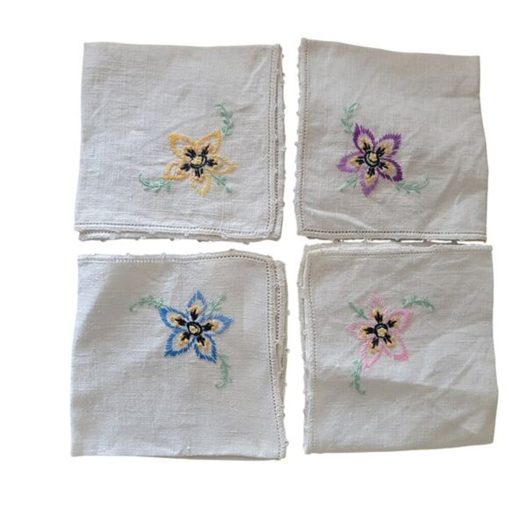 Unknown Napkins Unisex 10in White Vintage MCM Hand‎ Embroidered Floral Linen 4pc